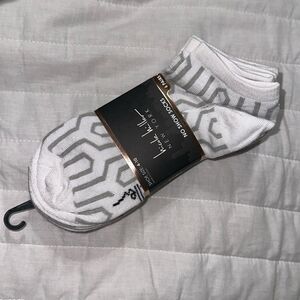 nicole miller Ladies 6 Pack No Show Ankle Socks White Pink Green Gray
